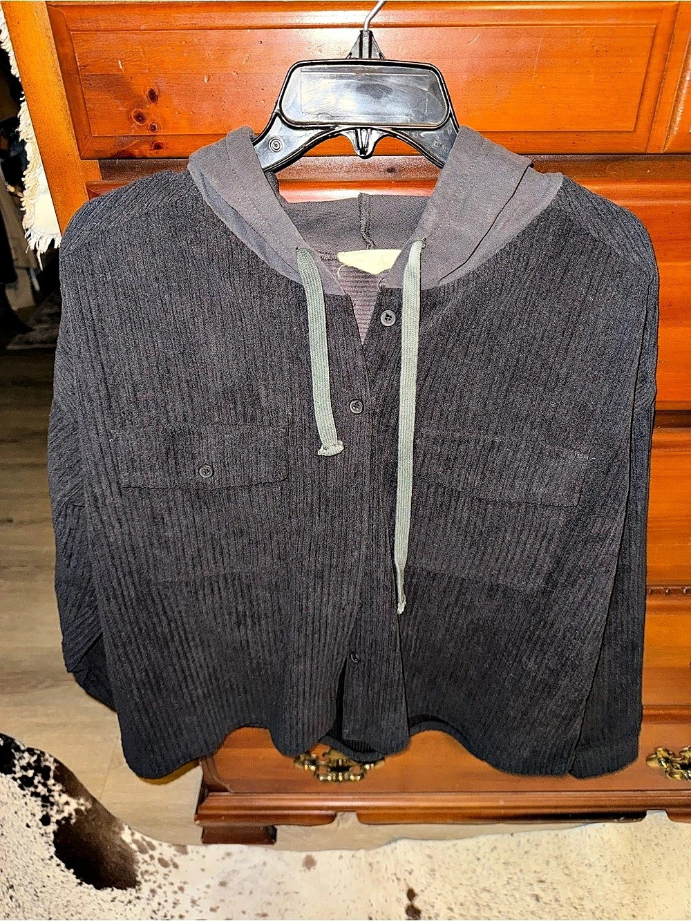 New In Gray Hooded Top Like New